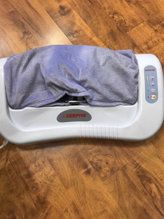 Масажор за крака