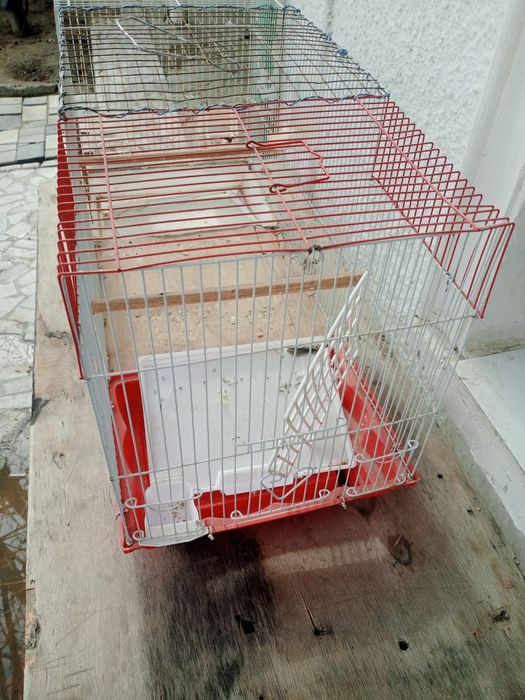 Клетки для птиц срочно не дорого