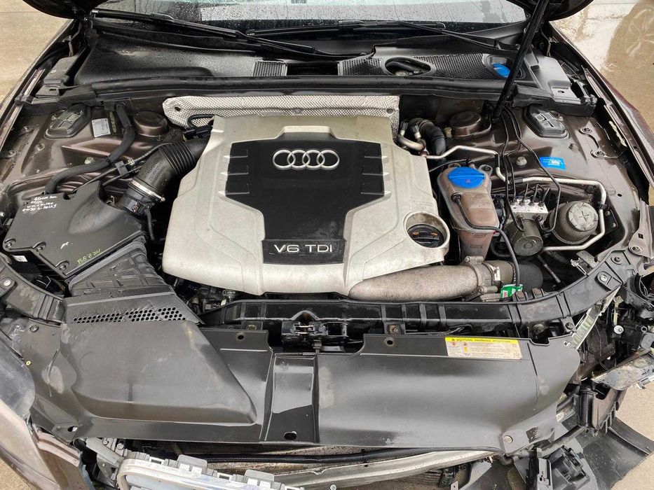 dezmembrez audi a5 8T 2.7tdi cod motor CGKA/usa audi a5/haion audi a5