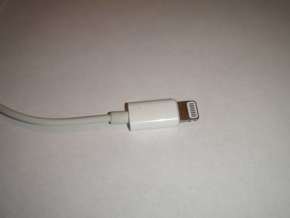 Оригинални слушалки iPhone Lightning и 3.5мм жак
