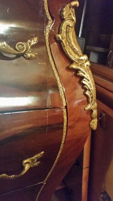 Бароков дресоар в много добро състояние