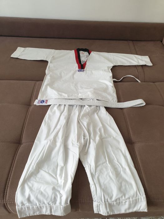 Таекван-до наряд одежды