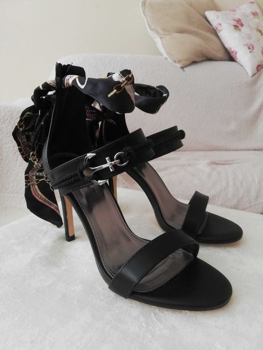 Елегантни дамски сандали на ток, 37 номер