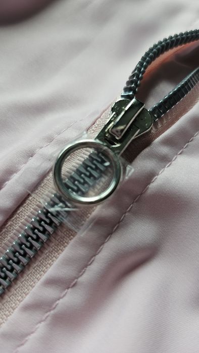 Детско есенно-пролетно яке с флорарна апликация