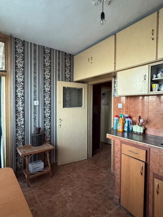 Продава се Двустаен апартамент в Нова Загора - 63 кв.м за 1053 €/кв.м - Снимка #7