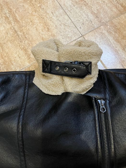 Кожено яке.       .