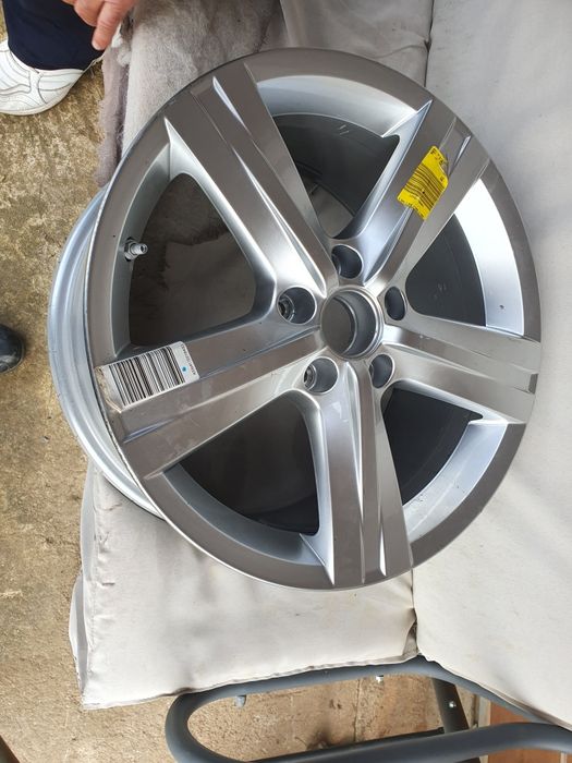 1 x janta noua rezerva aliaj Vw Passat B7 Fontana 17,4x jante aliaj 17 Mercedes