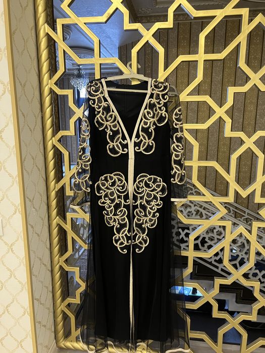 Срочно продается вечерние платья