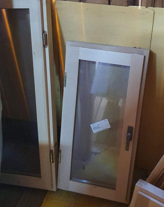 Ferestre din lemn cu sticlă termopan