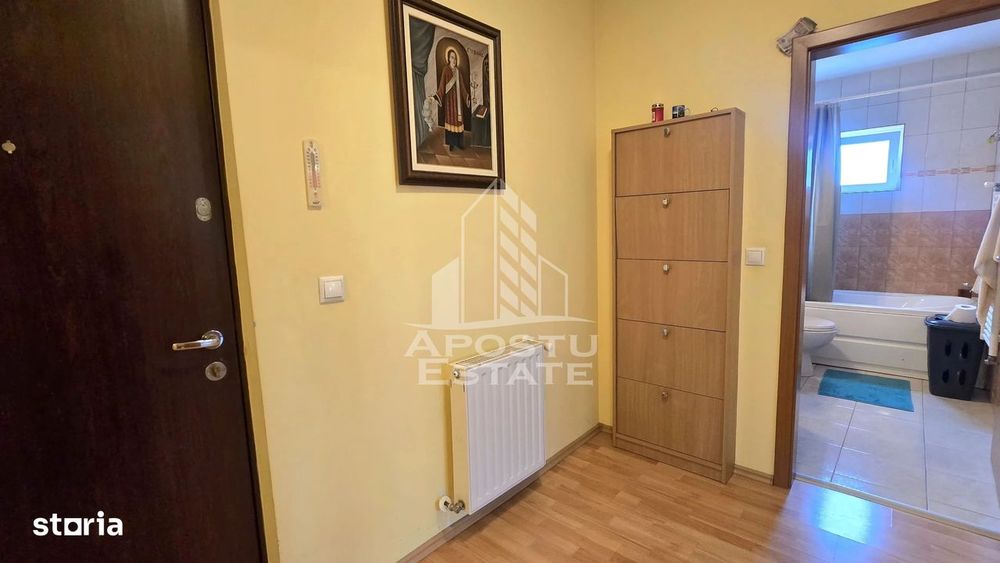 Apartament de vanzare cu 3 camere, bloc nou, centrala proprie,Aradului