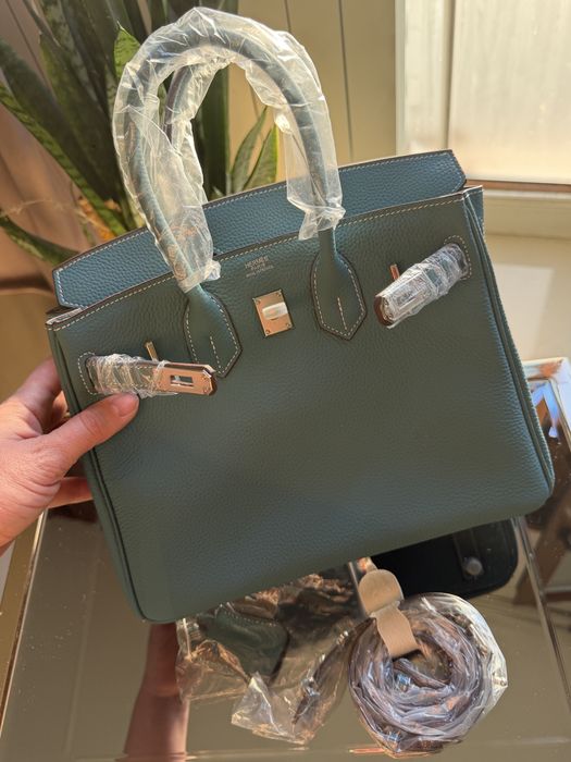 Geantă Hermès Birkin albastră – nouă, model elegant
