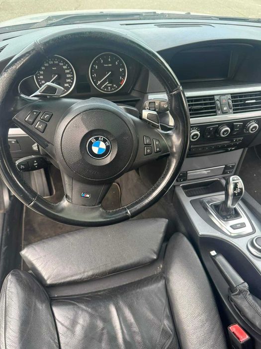 Автомобил BMW 530 E60 lci