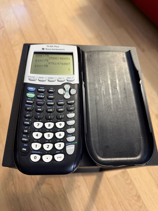 Calculator Texas Instruments TI 84 Plus