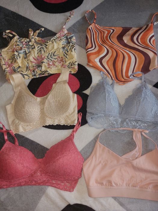 Set 6 bustiere mărimea xs și s