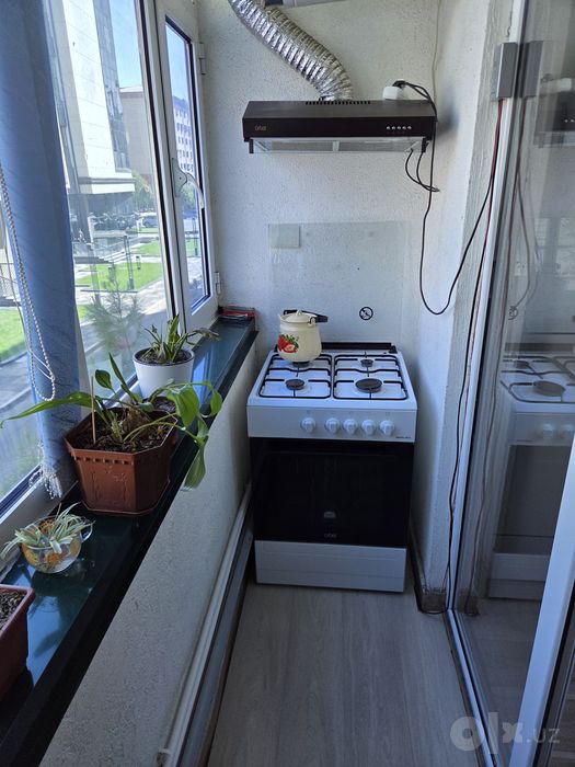 Green Park TJMda 1 xonali (40m2) uy sotiladi 1/2/9