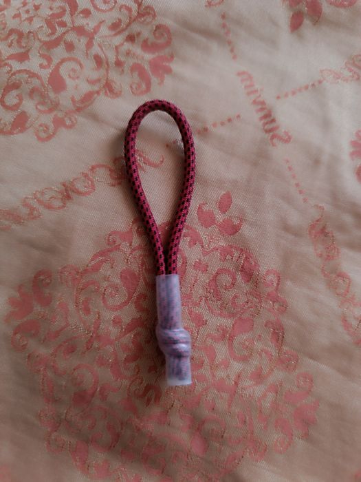 Зипперы там ещё сумка есть