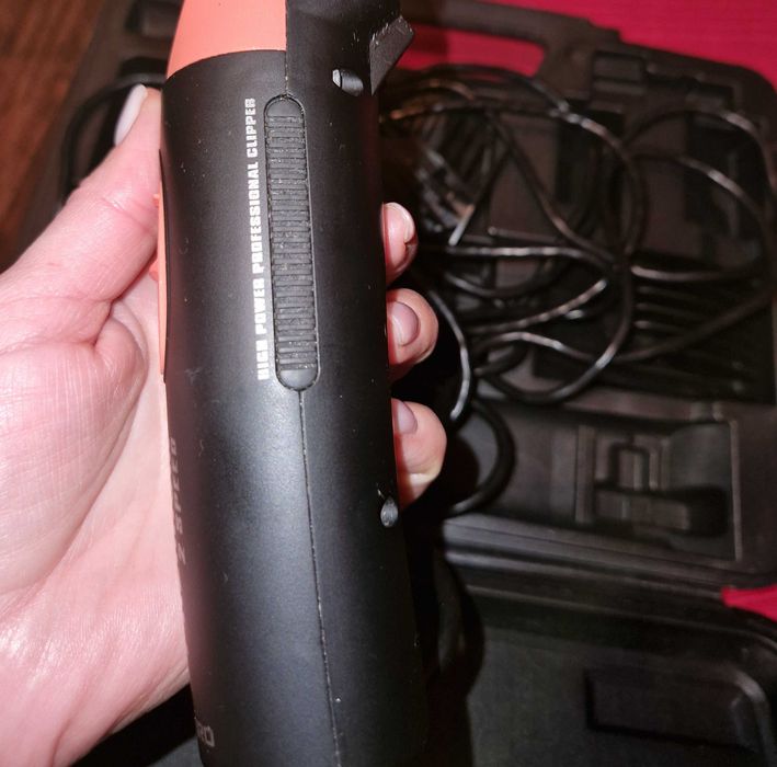 Masina de tuns ARTERO