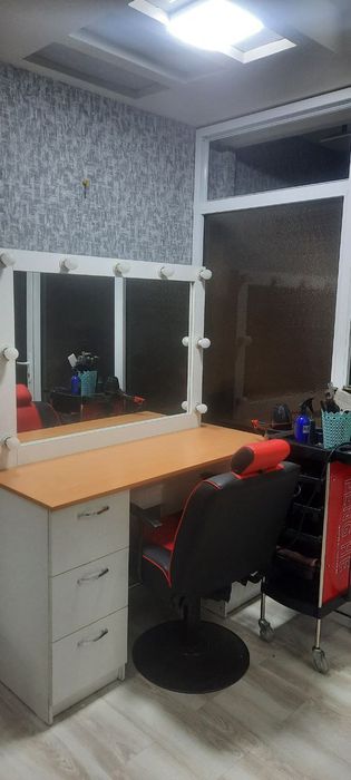 АКЦИЯ! Стол + помощница + кресло