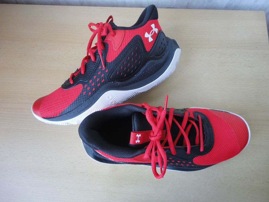 N40 Under Armour/нови кецове