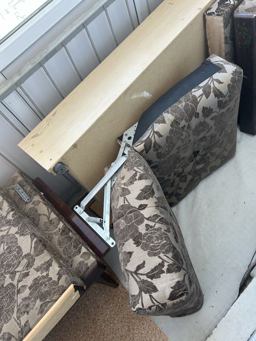 Диван, кресло (мягкий уголок)