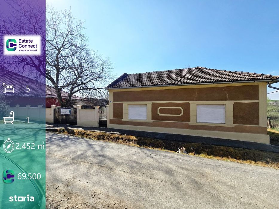 Casă cu 5 camere și teren generos 2.452 mp in Vinga
