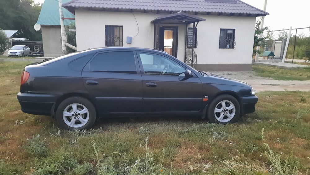 Тойота авенсис 1999 1.8