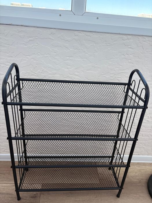 Продам стулья, обувницу, вешалку