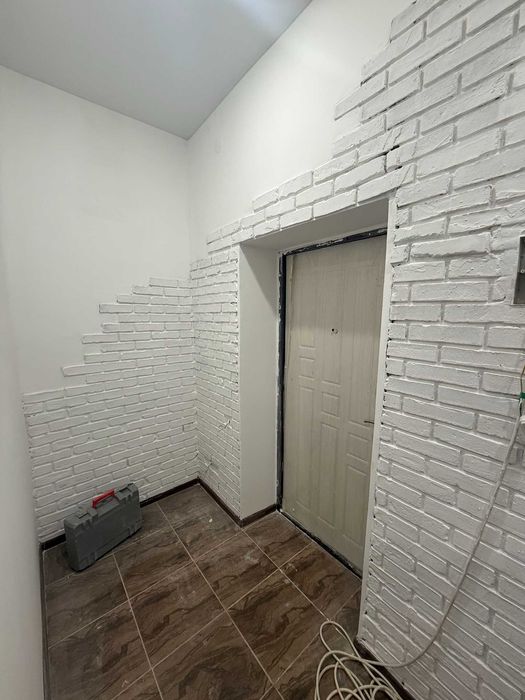 Продам 1 комнатную Батыс 2