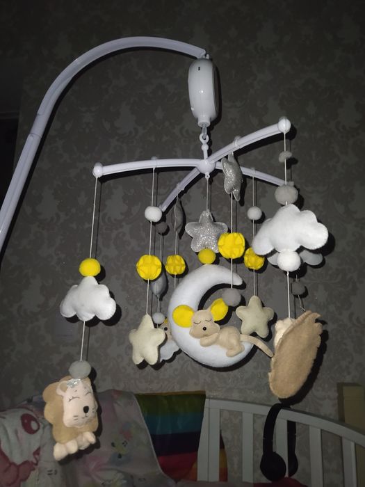 Мобиль на детскую кроватку, подойдёт и для девочки и для мальчика