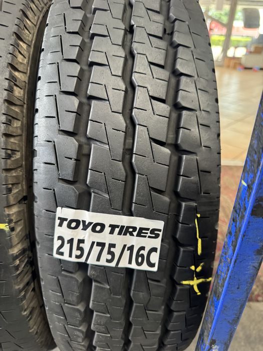 215/75/16c toyo ceuri