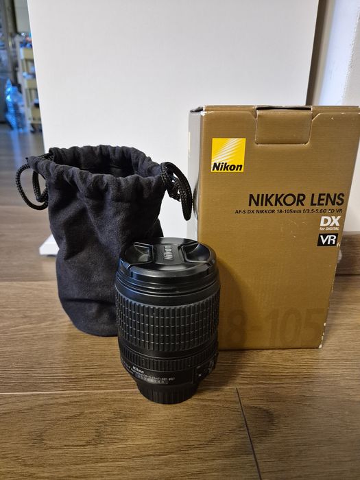 Обектив NIKKOR 18-105