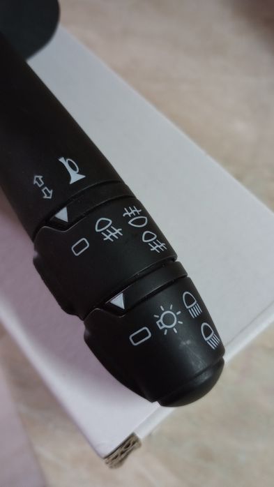 Bloc lumini Logan model cu proiectoare și o scrumieră