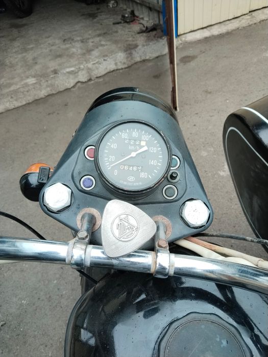 Продам мотоцикл урал