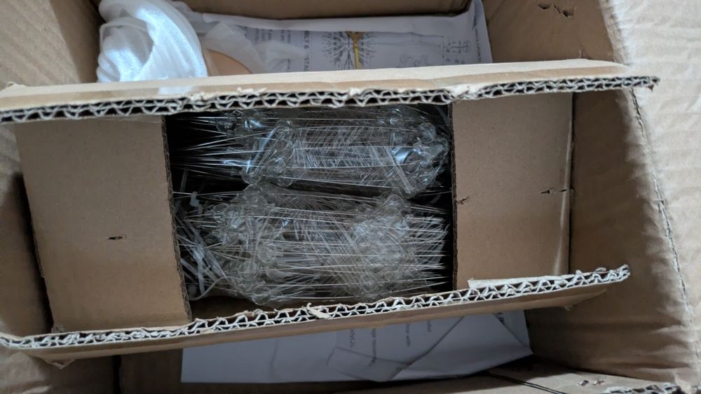 Candelabru elegant 8 capete iluminate