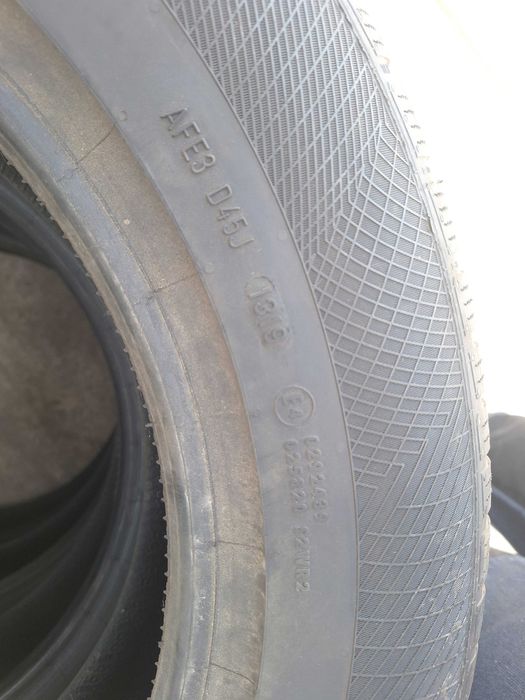 4бр 215/65/17 зимни гуми Continental