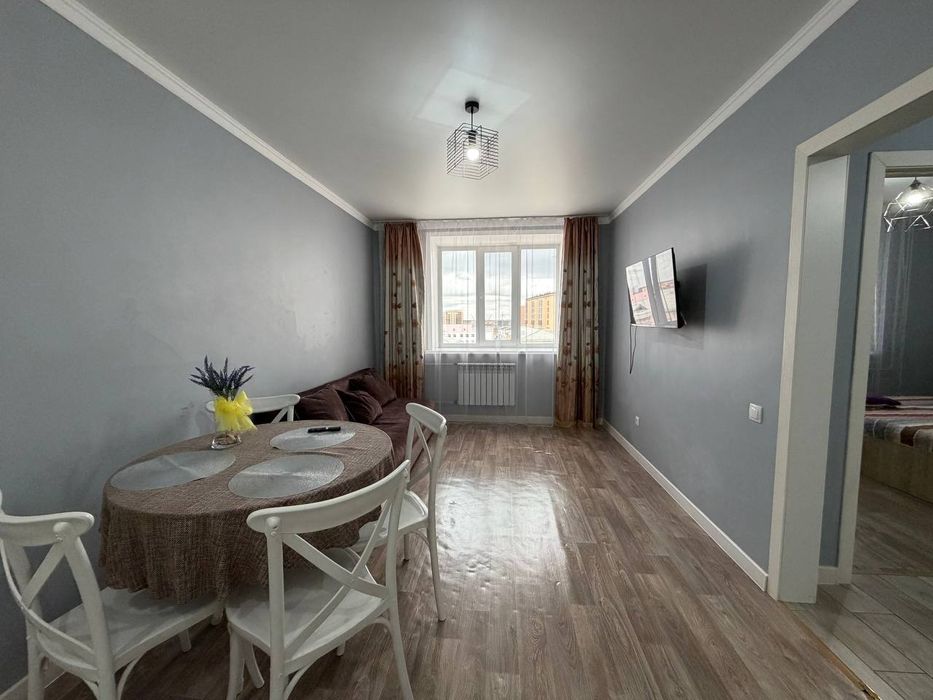 Продам евро двухкомнатную квартиру