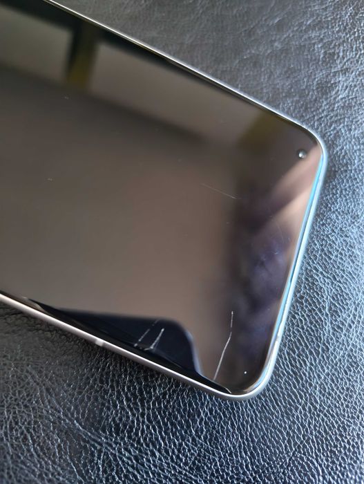 Vând telefon Realme GT 2 Pro 5G - 256GB / 12GB RAM, Snapdragon 8 Gen 1