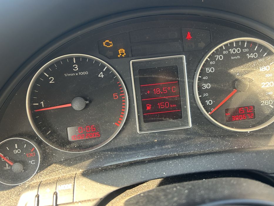 Ауди а4 б7 3,0тди 204кс куатро на части/a4 b4 3,0d 204ks quattro chast