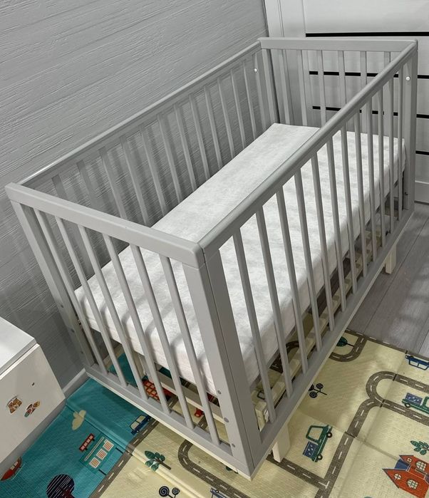 Продам детскую кроватку