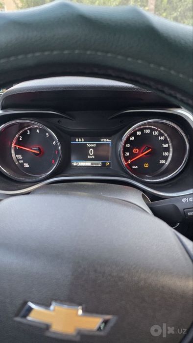 Chevrolet treker srochna sotiladi