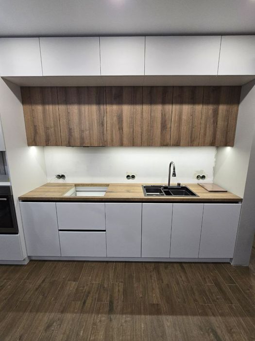 Изготавливаем кухонный и шкаф на перечислен тоже работаю