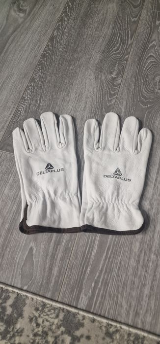 Продаю кожаные перчатки