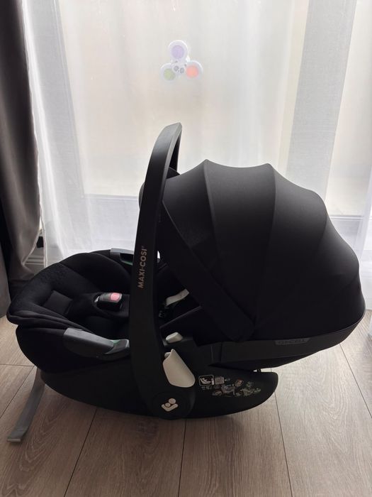 Scoica auto Maxi-Cosi Pebble 360 Pro 2 cu baza isofix Maxi-Cosi Familyfix 360 Pro