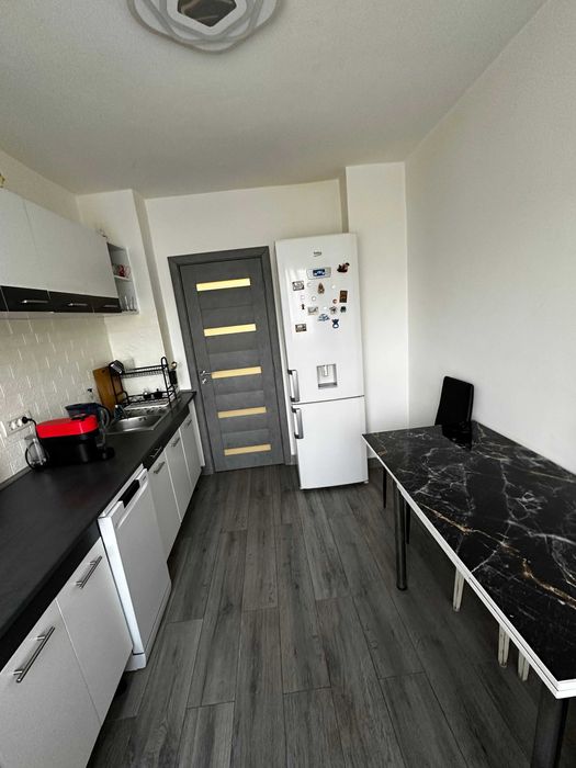 Apartament 3 camere decomandat Drumul Taberei