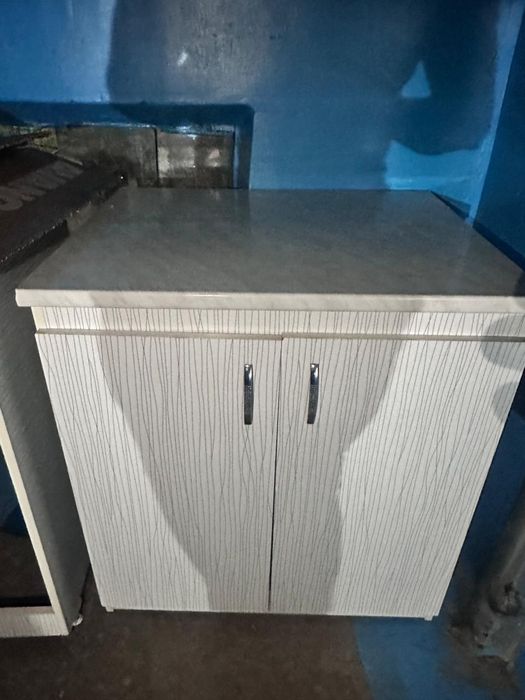 Продам Шкаф кухонный