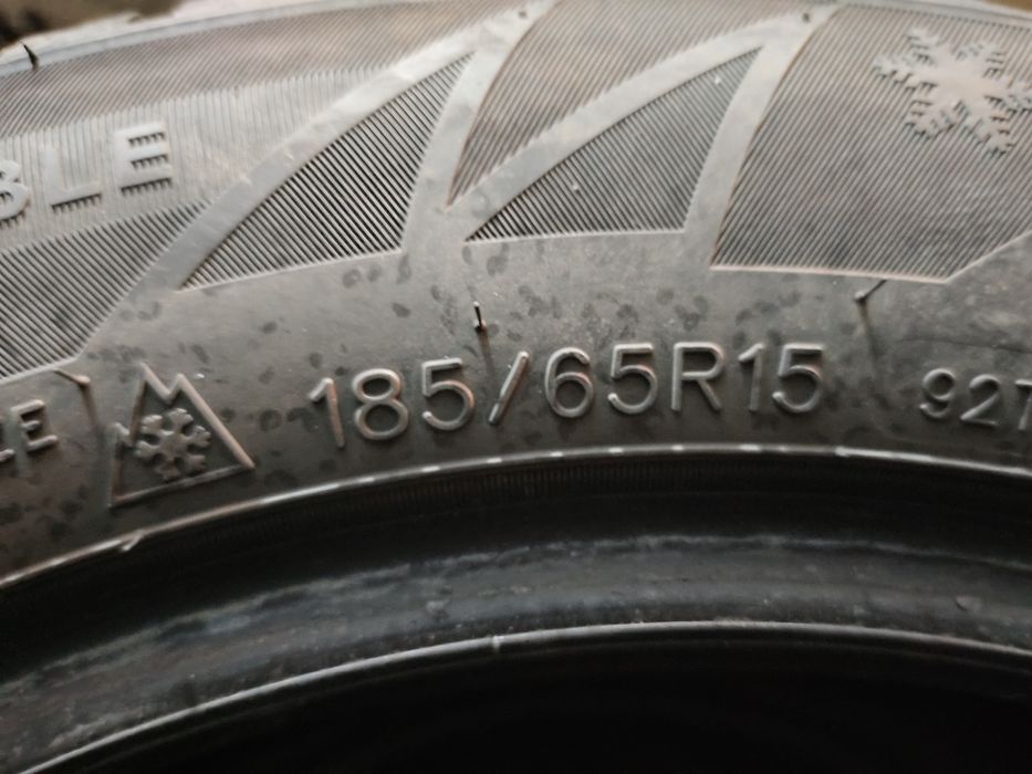 Продам зимний шин.
