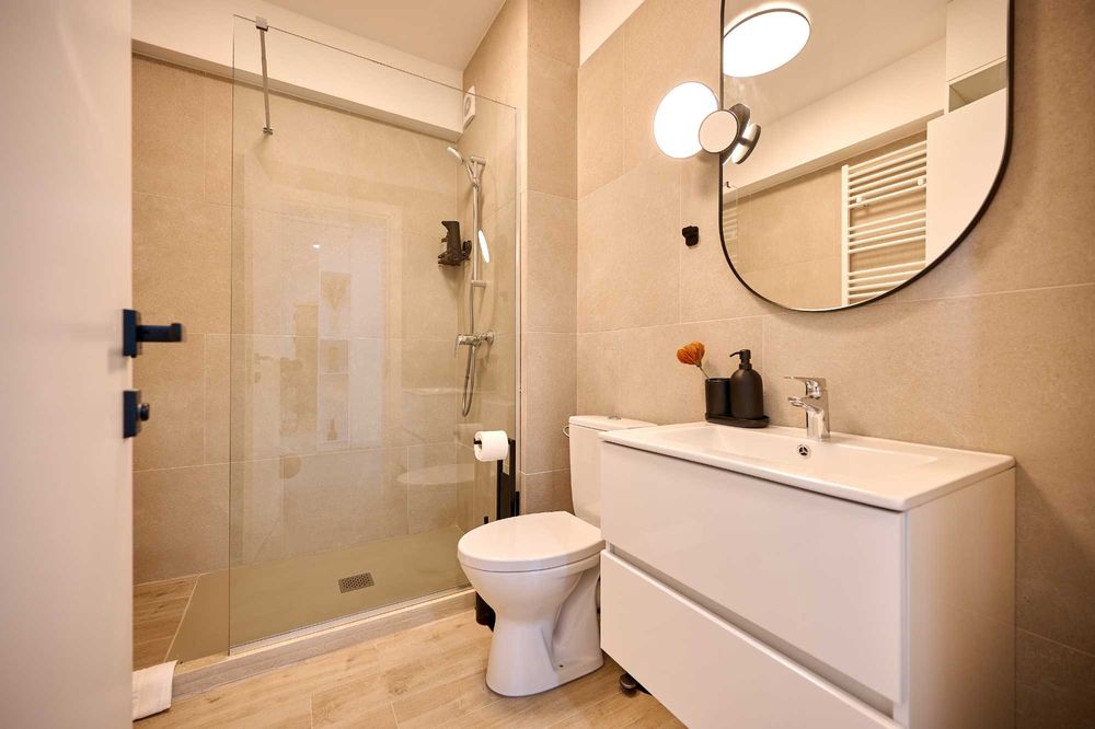 Ofer pentru inchiriere apartament doua camere Alezzi Infinity Navodari