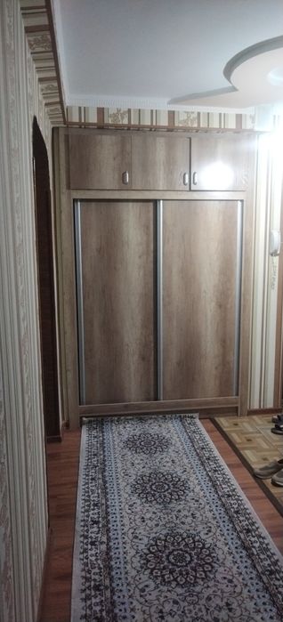 Срочно квартира сотилади.