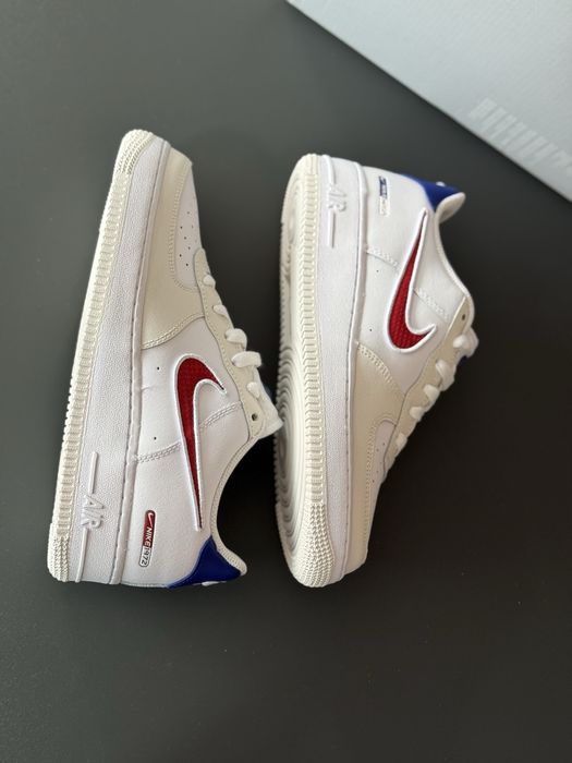 adidasi Originali Nike Air Force 1 LV8 Noi marime 39