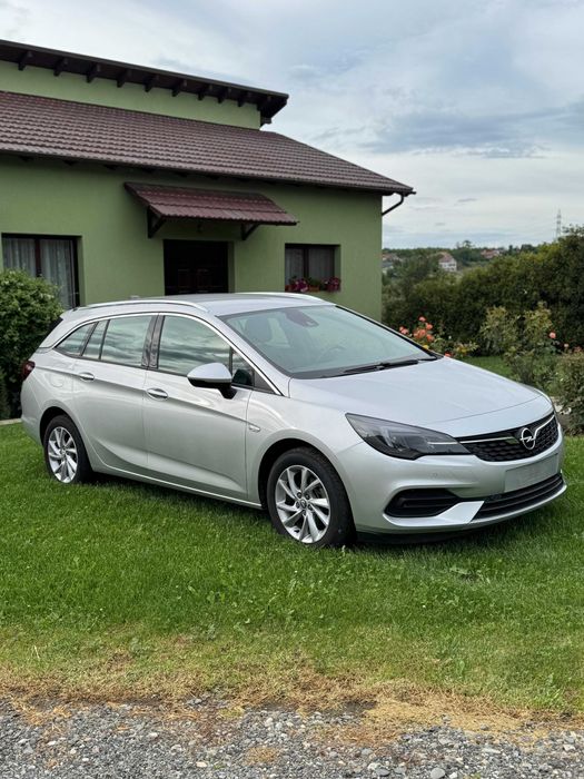 Opel Astra 1.7 TDI din 2014